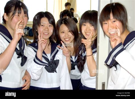 Watch japanese student .